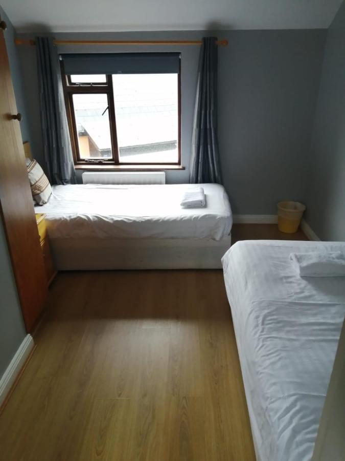 An File Economy Rooms Westport Kültér fotó