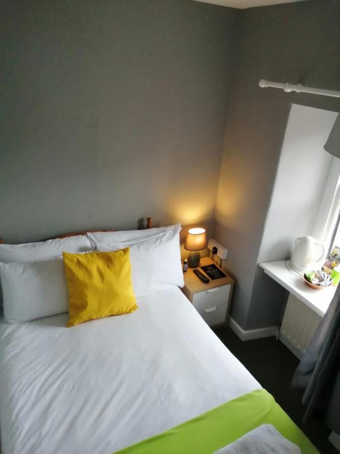 An File Economy Rooms Westport Kültér fotó