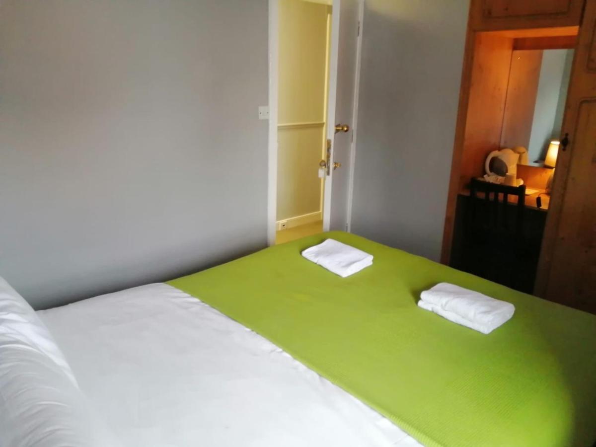 An File Economy Rooms Westport Kültér fotó